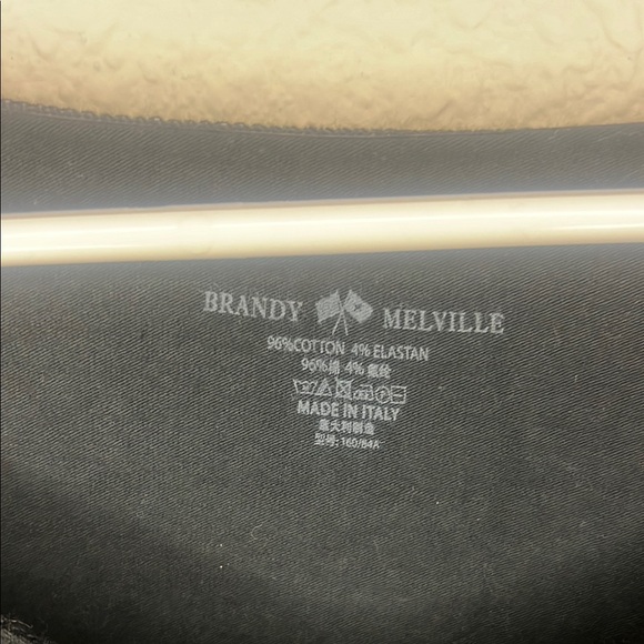 Brandy Melville Black Long Sleeve Tee - Picture 2 of 3